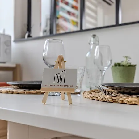 Apartment Centre- Parking - Airport 10min