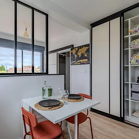 Centre- Parking - Airport 10min Apartment Mérignac