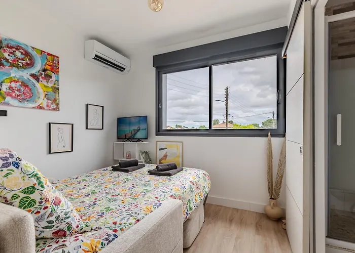 Centre- Parking - Airport 10min 아파트 *